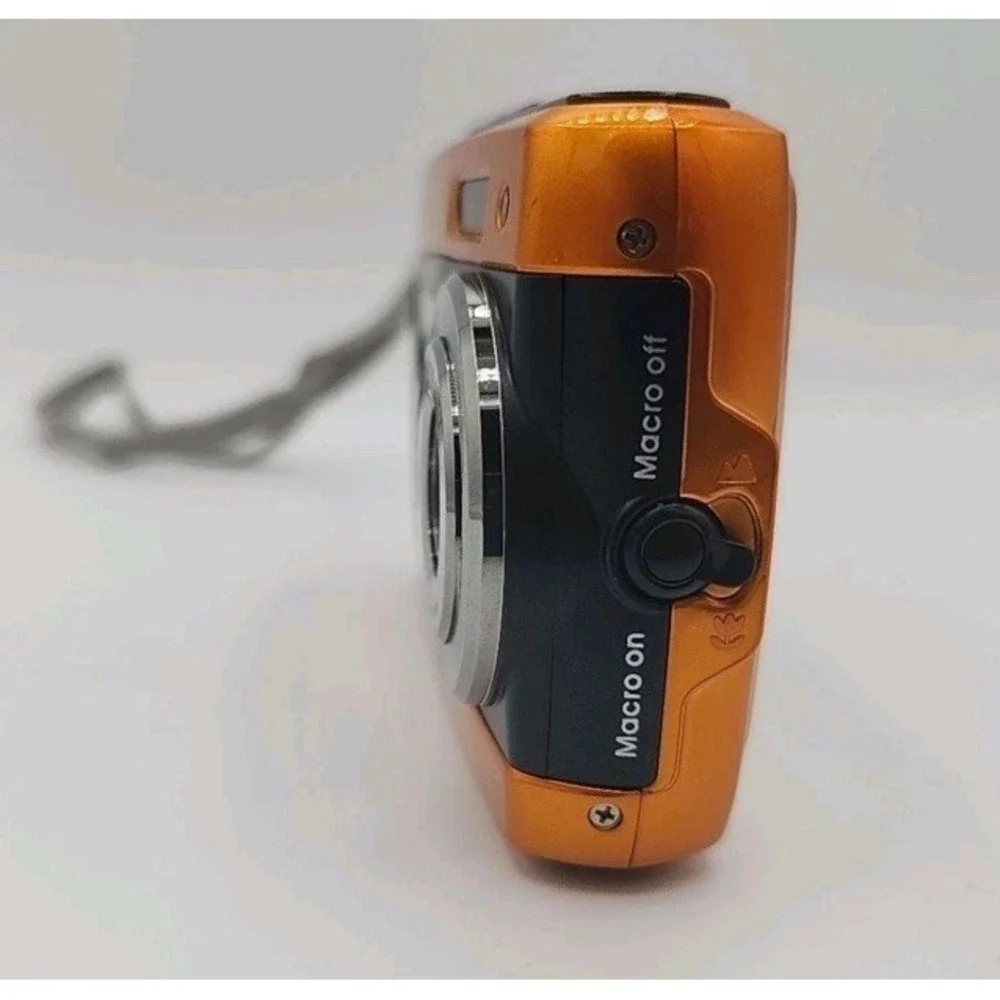 Polaroid iF045 Orange 14.0 MP/Dual Screen LCD Digital
